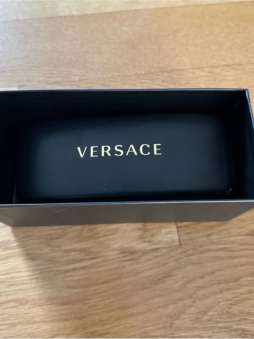 N/A authentic versace
